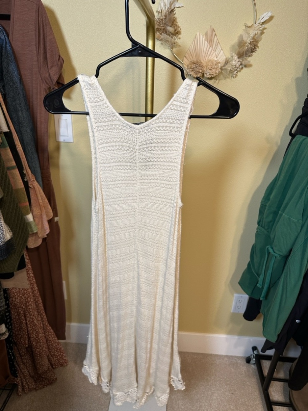 165. Chloe K white knit dress - Picture 6 of 9